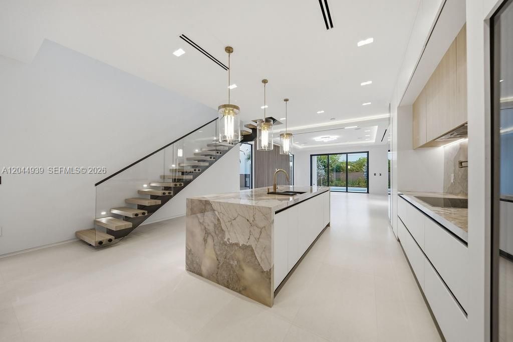 1332 NE 16th Ter , Fort Lauderdale, FL 33304 Photo