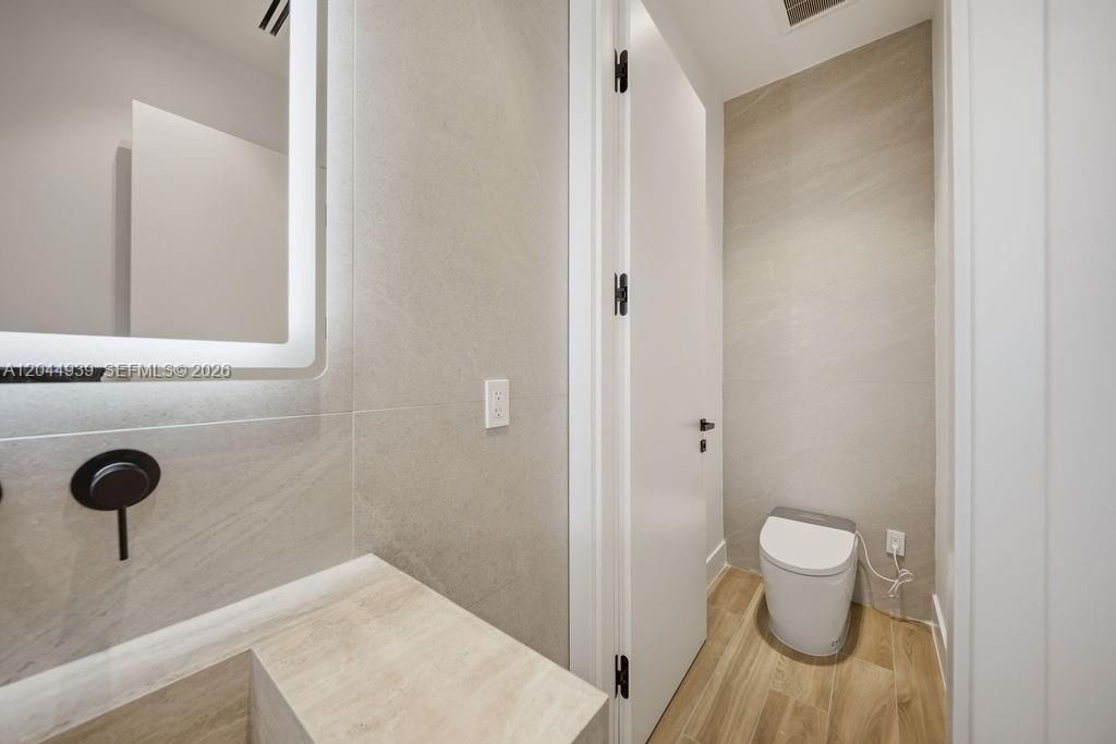 1332 NE 16th Ter , Fort Lauderdale, FL 33304 Photo
