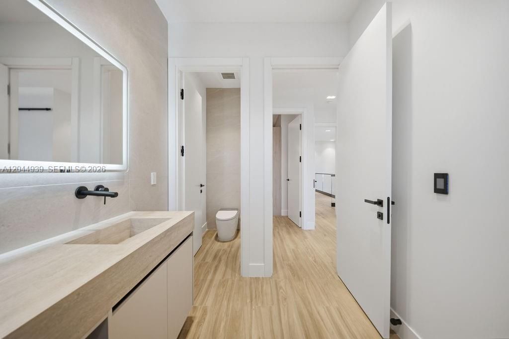 1332 NE 16th Ter , Fort Lauderdale, FL 33304 Photo