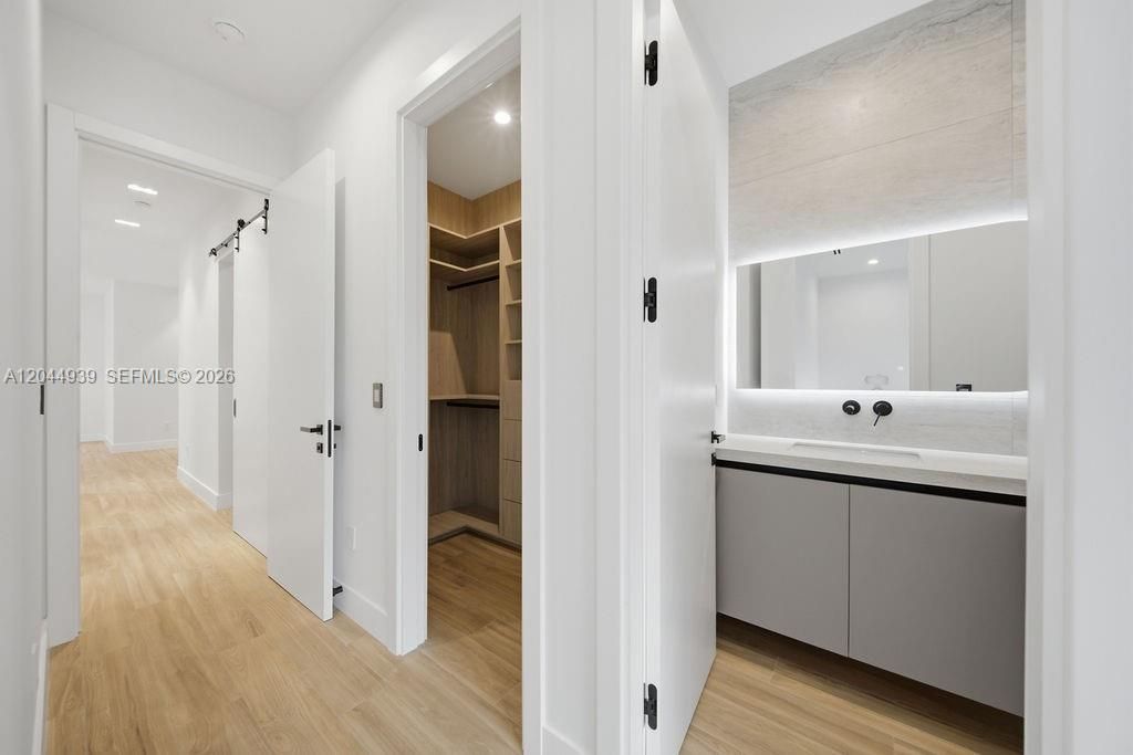 1332 NE 16th Ter , Fort Lauderdale, FL 33304 Photo