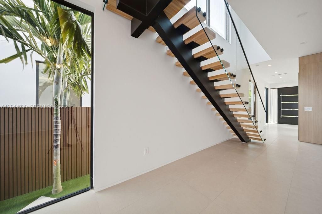 1332 NE 16th Ter , Fort Lauderdale, FL 33304 Photo