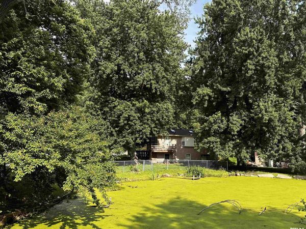 12291 SUNSET Drive, Manito, IL 61546