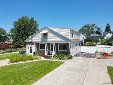 102 Dorrance Avenue, Buffalo, NY 14218
