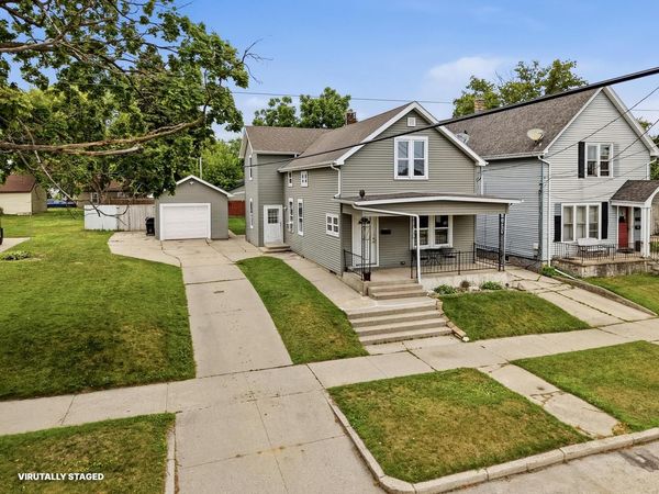 1210 Hamilton STREET, Manitowoc, WI 54220