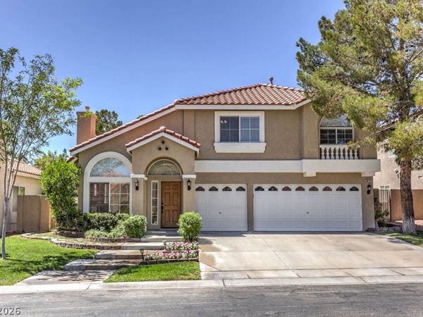 9825 Ocotillo Falls Avenue , Las Vegas, NV 89148