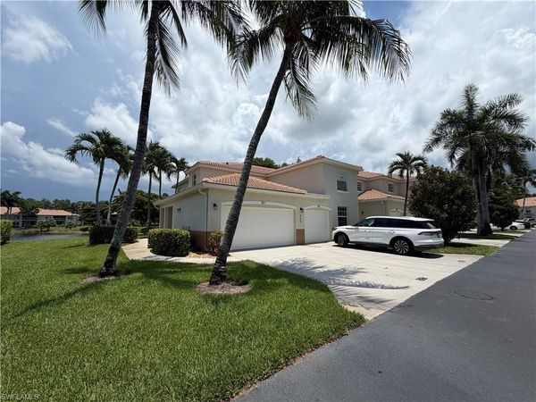 359 Dover PL , Unit 101, NAPLES, FL 34104