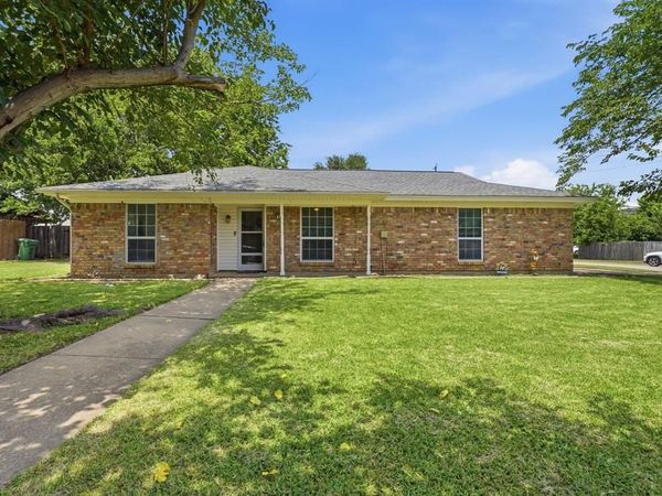 837 Springdale Road, Bedford, TX 76021
