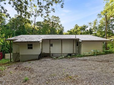 287 Dustin Road, Kuttawa, KY 42055