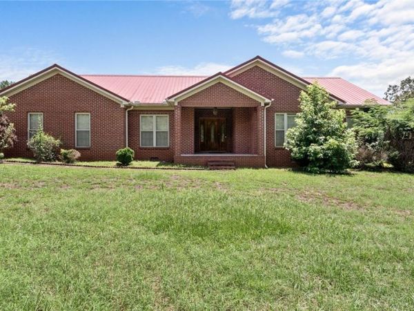 240 Pinto Road, Greensboro, AL 36744