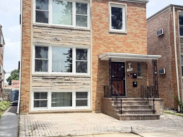 7732 W ADDISON Street , Unit 1, Chicago, IL 60634