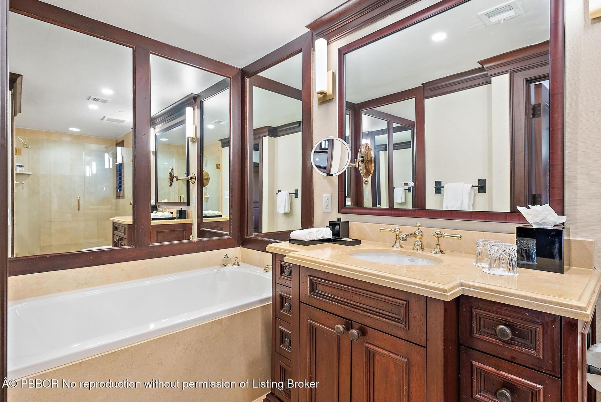 301 Australian Avenue, Unit 305, Palm Beach, FL 33480 Photo