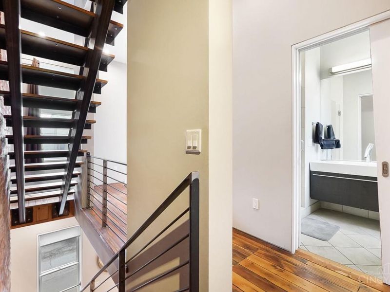 18 W Thirteenth Street, Unit 5, Cincinnati, OH 45202 Photo 11