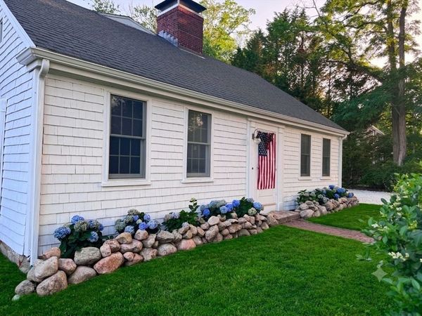 200 Main, Sandwich, MA 02563