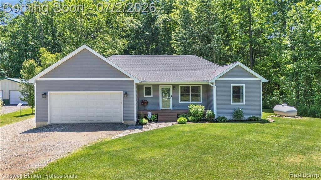 8224 Petz Road, Imlay Township, MI 48444 Main Photo
