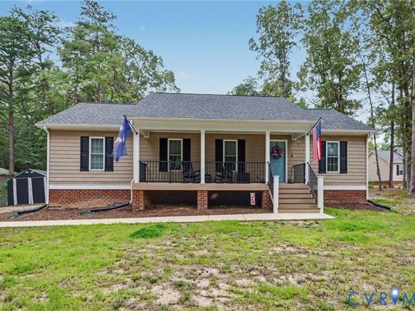 1918 Essex Mill Road , Dunnsville, VA 22454