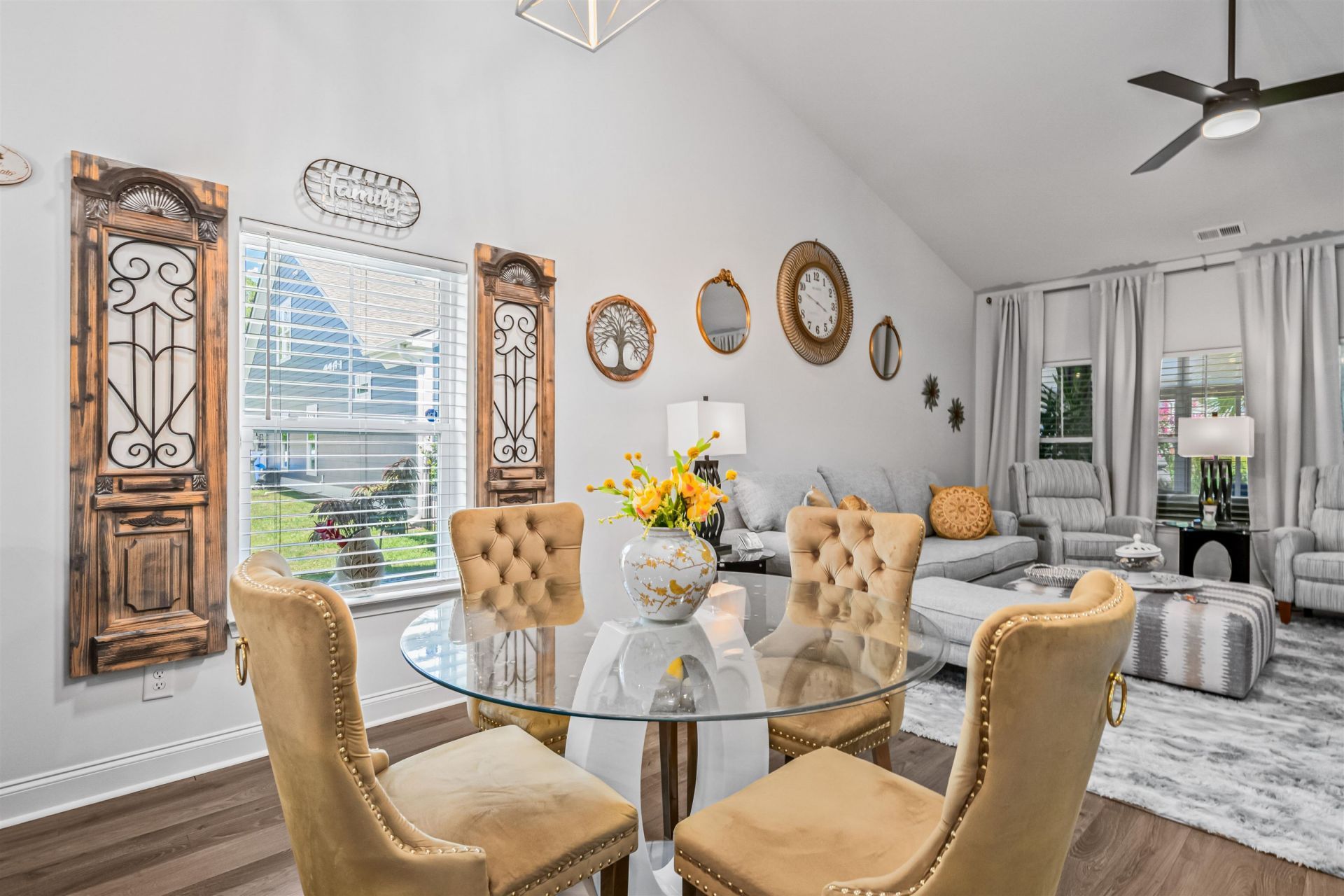2501 Goldfinch Dr. Photo 12