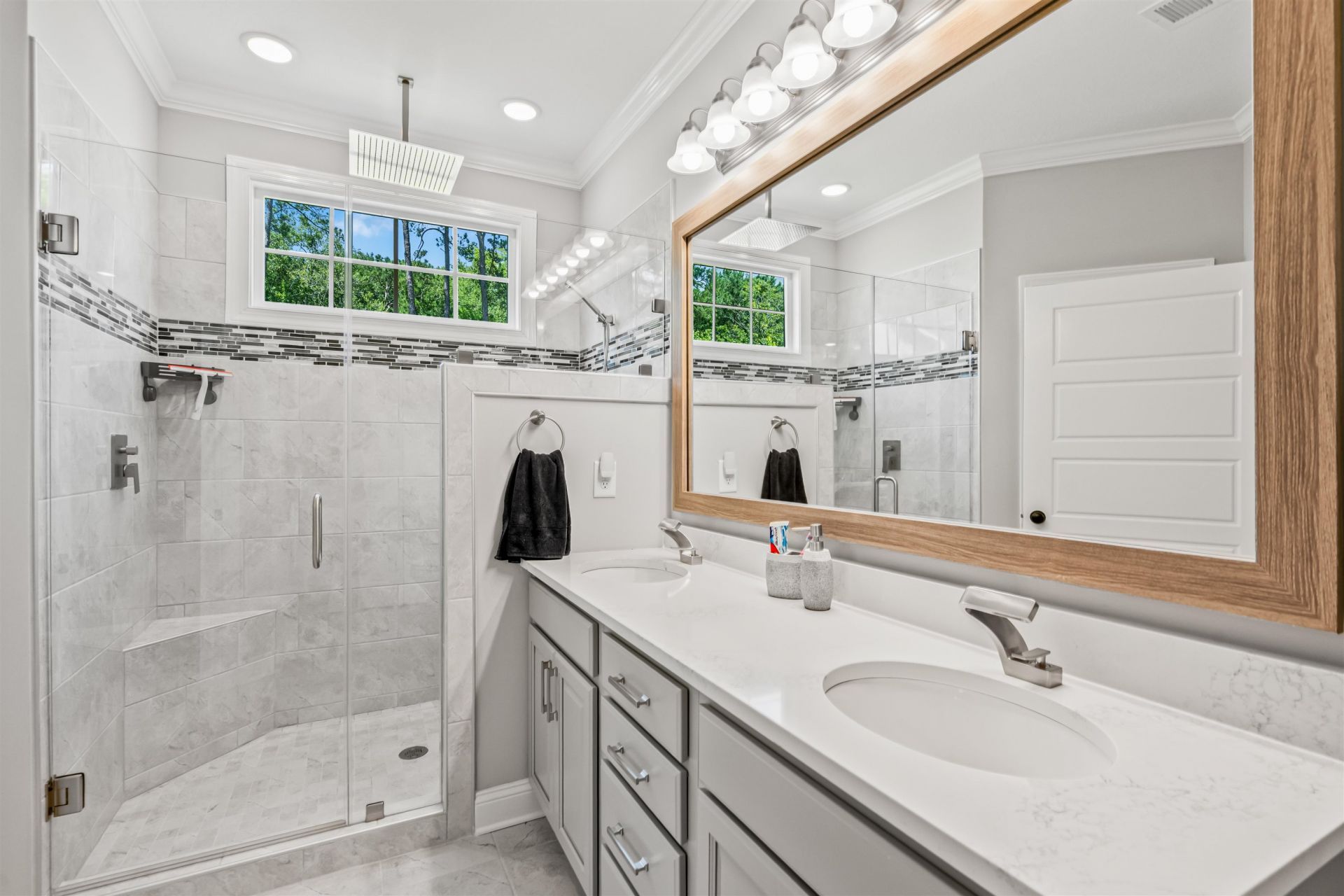 1209 Black Oak Ln.  Photo 21