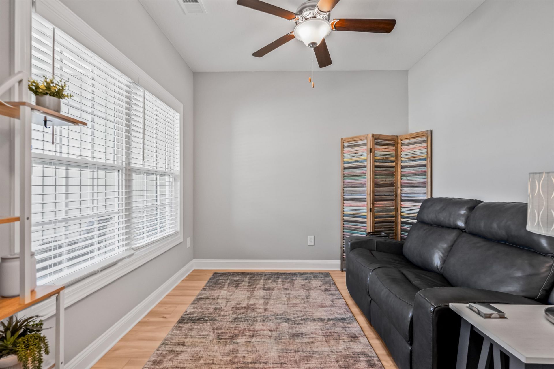 1209 Black Oak Ln.  Photo 4