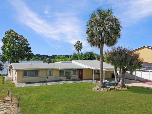 117 E LAKE ROY DRIVE SE, WINTER HAVEN, FL 33884
