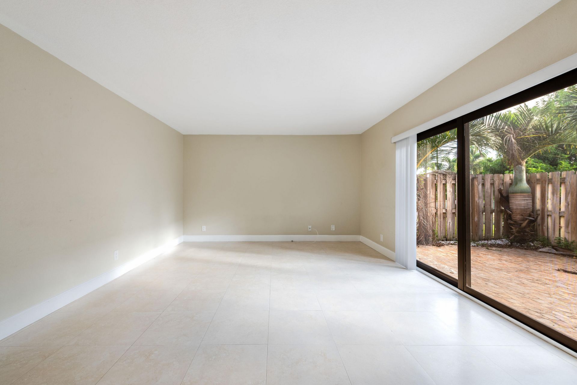 2471 Waterside Drive, Lake Worth, FL 33461 Photo