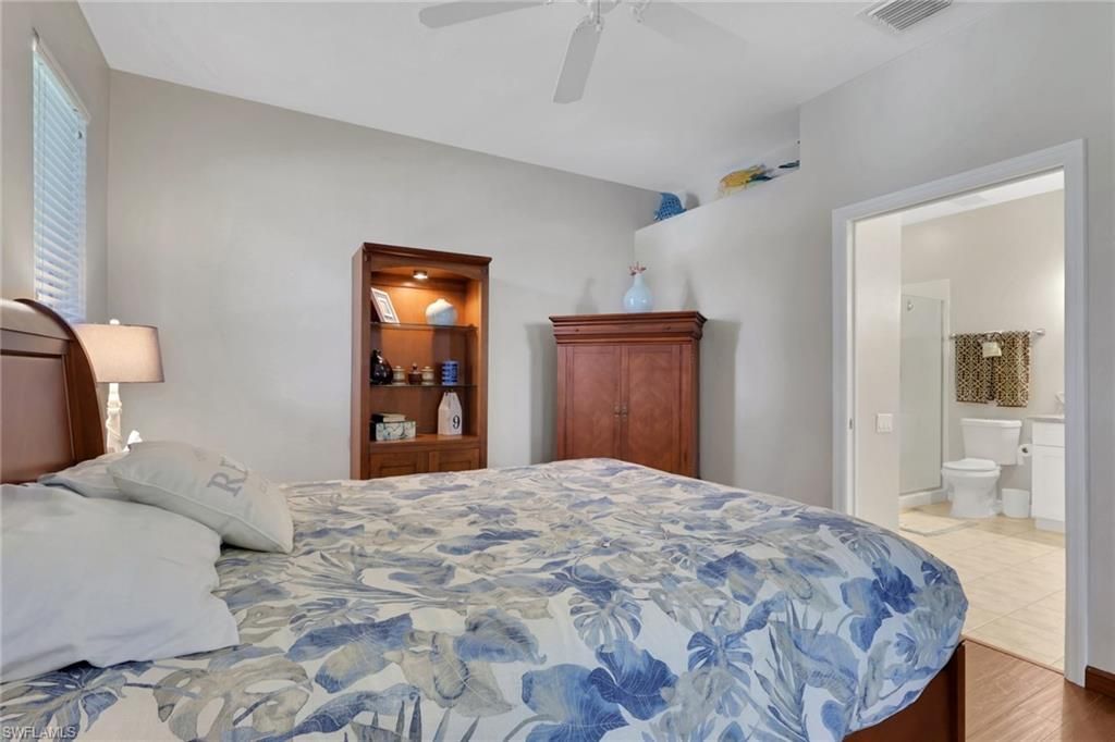 8784 Middlebrook Dr, Fort Myers, FL 33908 Photo