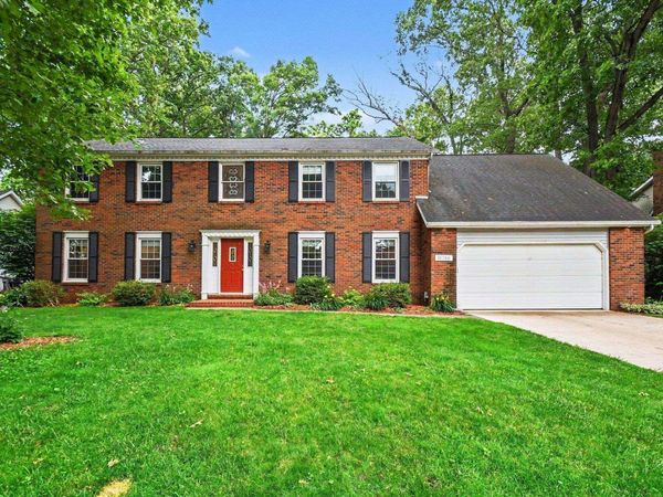 15766 Durham Way, Granger, IN 46530