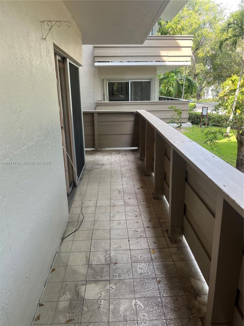 1205 Mariposa Ave, Unit 212, Coral Gables, FL 33146 Photo