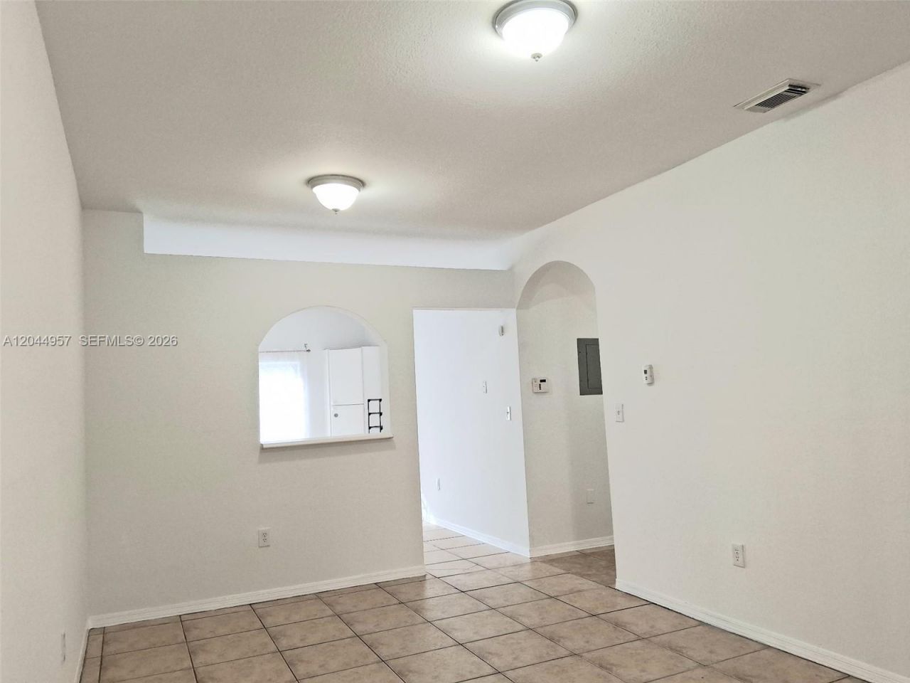 6972 NW 179th St , Unit 106-4, Hialeah, FL 33015 Photo