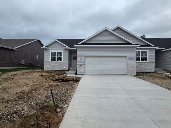 3063 Duckhorn Cove, Marion, IA 52302