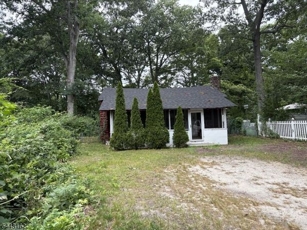 1555 Forge Pond Rd, Brick, NJ 08724