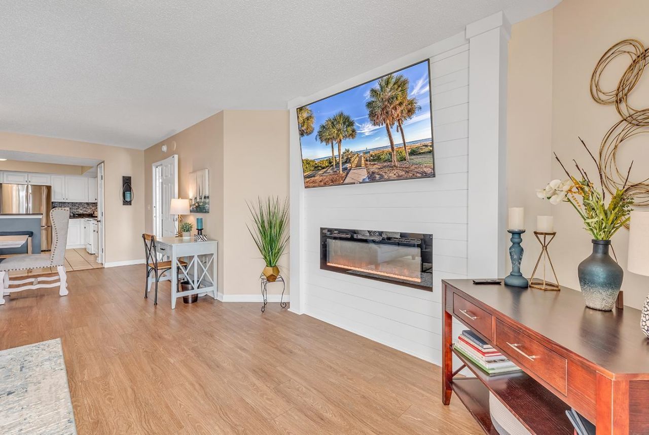 2151 Bridge View Ct. Photo 16