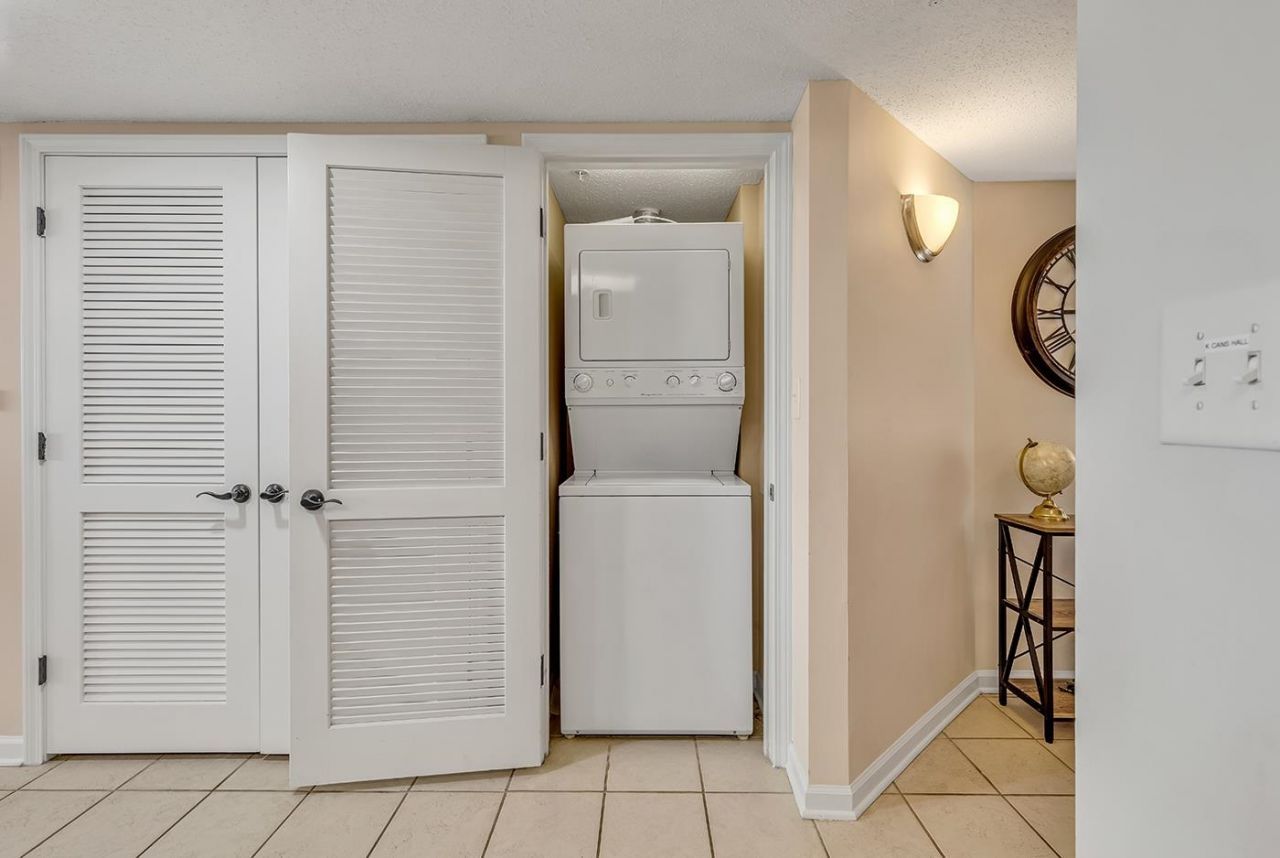 2151 Bridge View Ct. Photo 29
