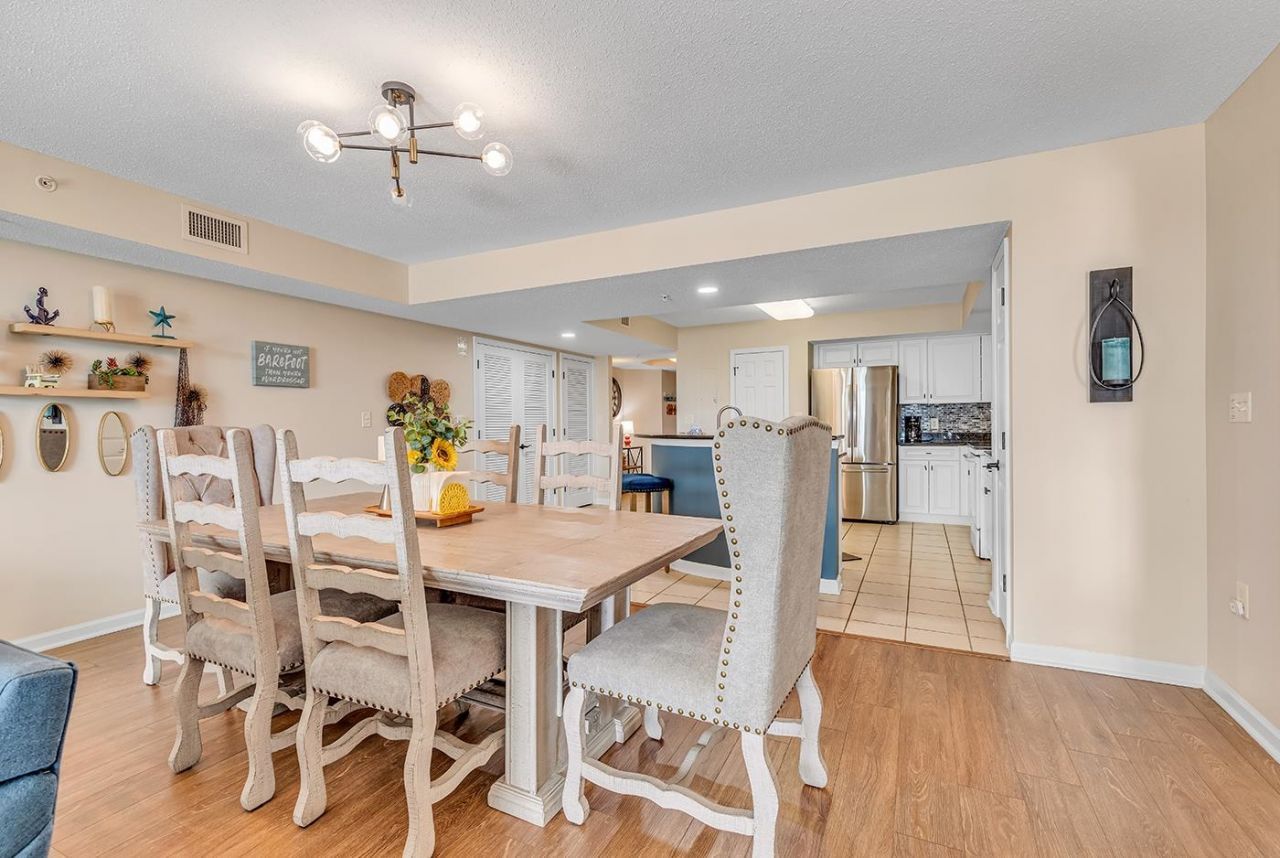 2151 Bridge View Ct. Photo 35