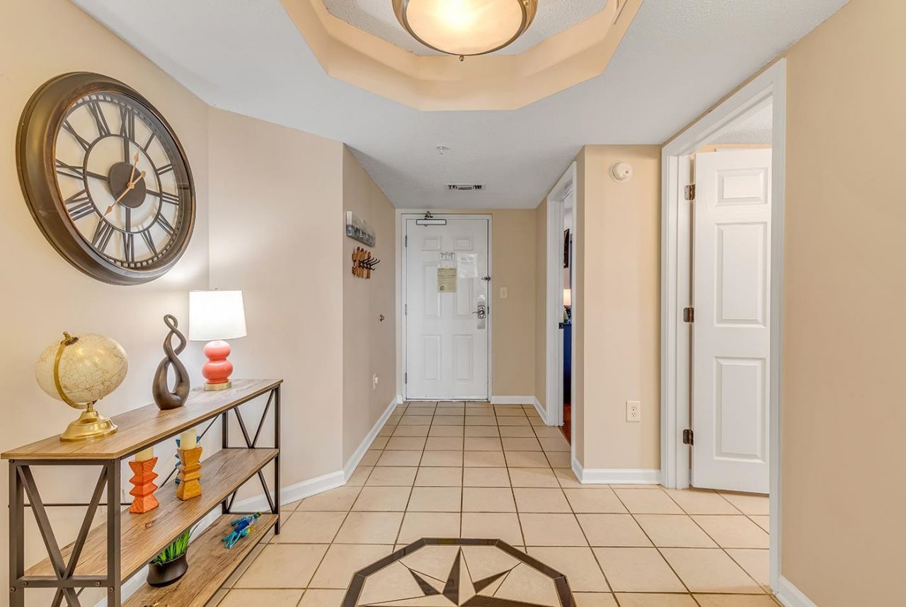 2151 Bridge View Ct. Photo 5