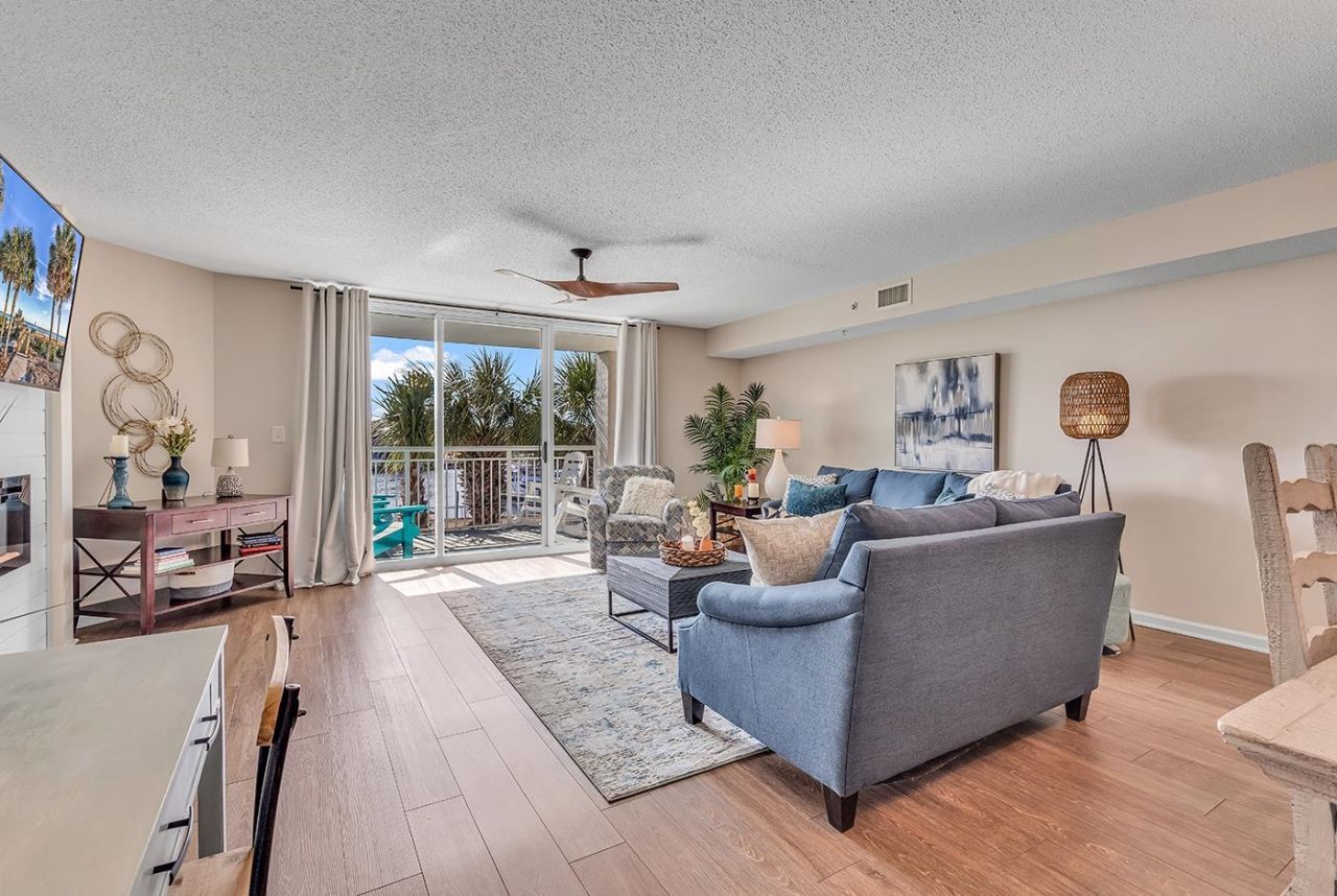 2151 Bridge View Ct. Photo 9