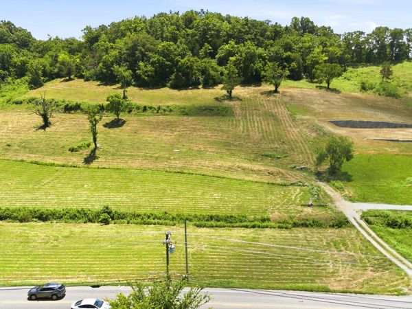 1952 Carters Creek PIKE , Unit Tr2, Franklin, TN 37064