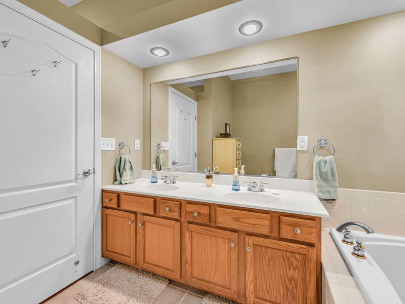 994 Oakmont Court, Union, KY 41091 Photo 16
