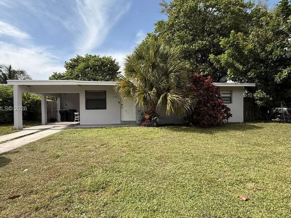 1525 NW 18th Ct, Fort Lauderdale, FL 33311