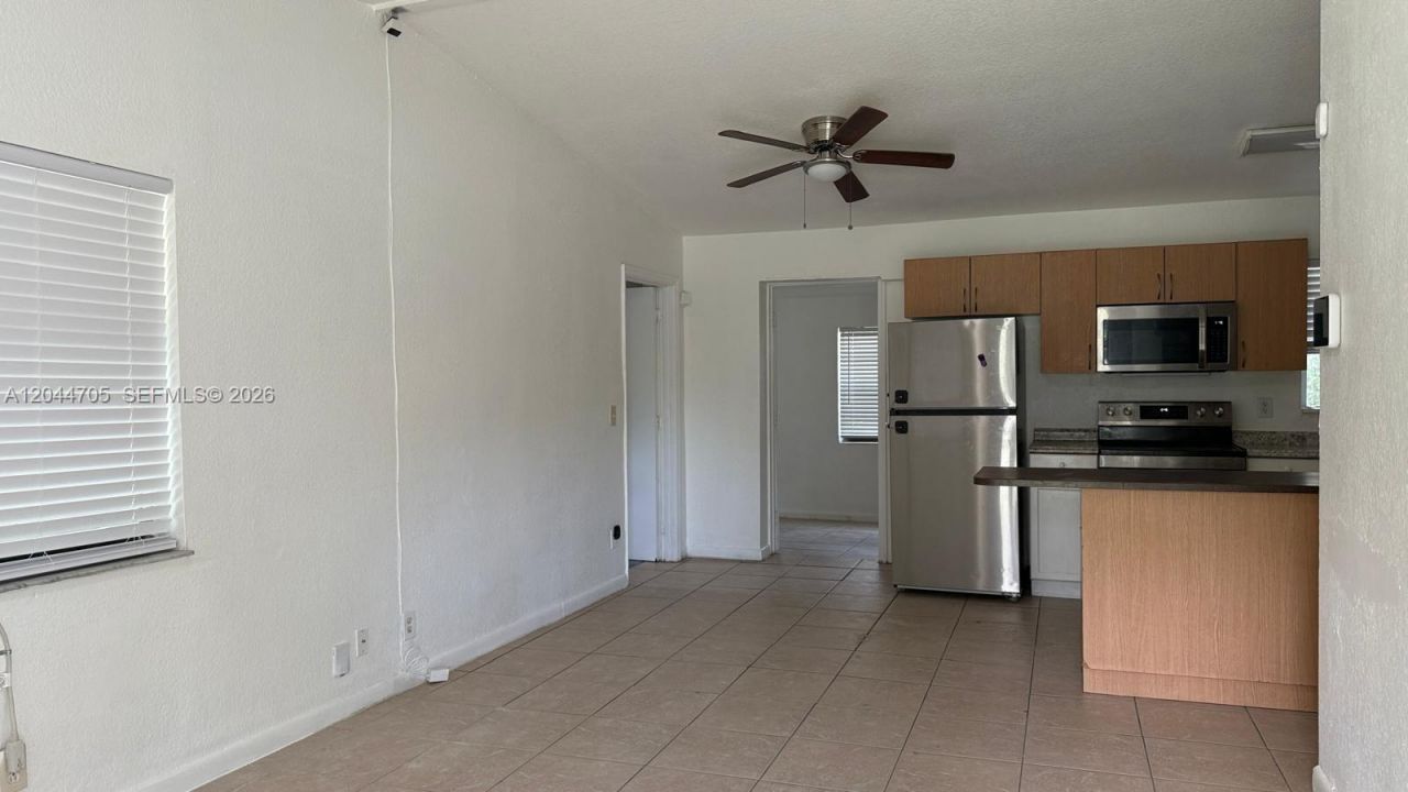 1525 NW 18th Ct, Fort Lauderdale, FL 33311 Photo