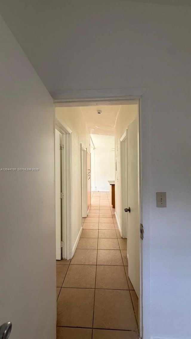 1525 NW 18th Ct, Fort Lauderdale, FL 33311 Photo