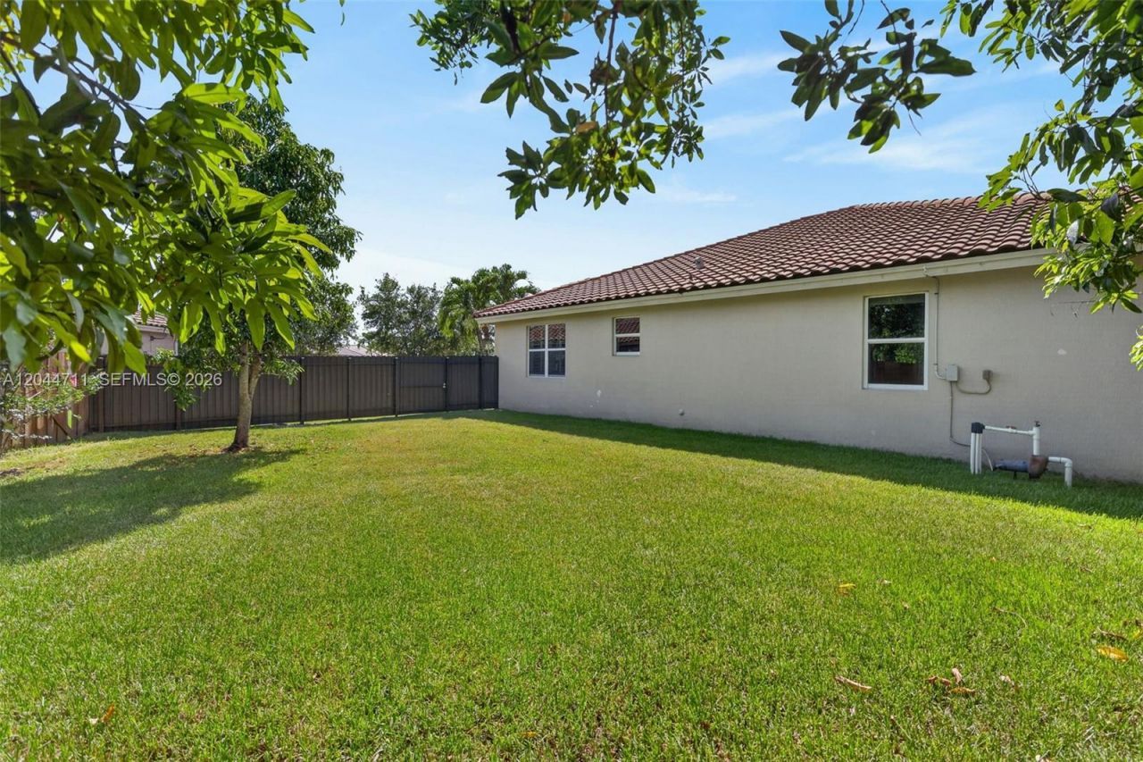 2135 NW 14th Ter, Homestead, FL 33030 Photo