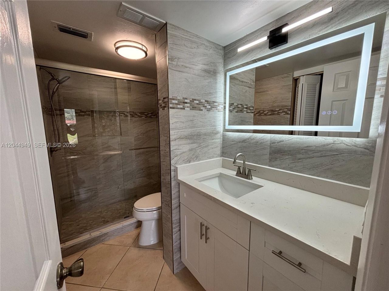 21909 Lake Forest Cir , Unit 205, Boca Raton, FL 33433 Photo
