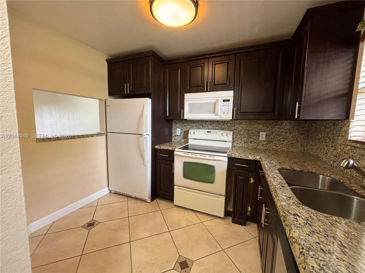 21909 Lake Forest Cir , Unit 205, Boca Raton, FL 33433 Photo