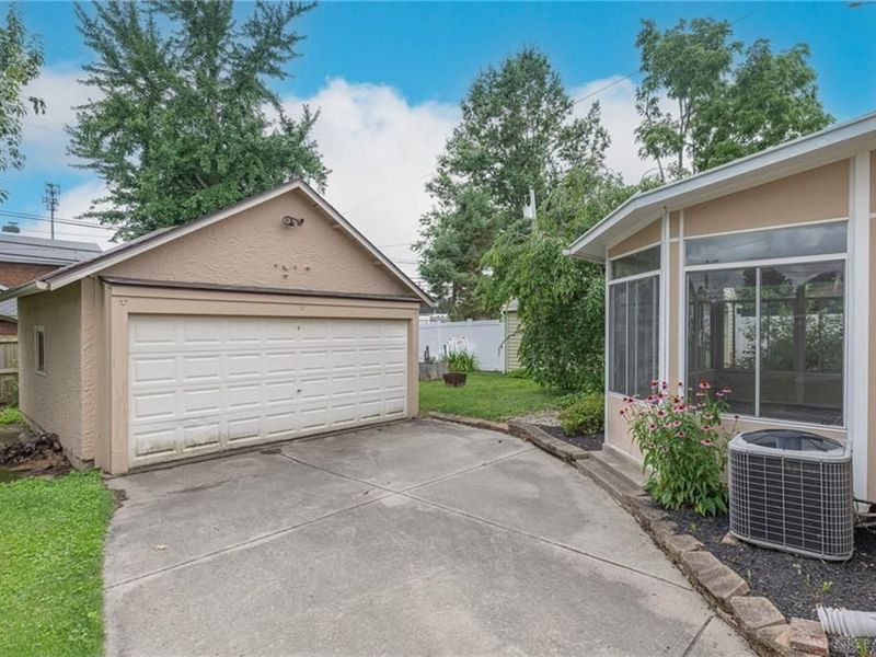 1052 Colwick Drive, Dayton, OH 45420 Photo 28