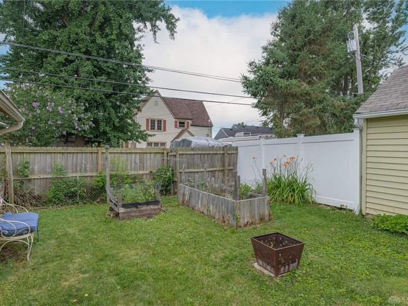 1052 Colwick Drive, Dayton, OH 45420 Photo 31