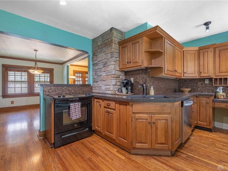 1052 Colwick Drive, Dayton, OH 45420 Photo 8