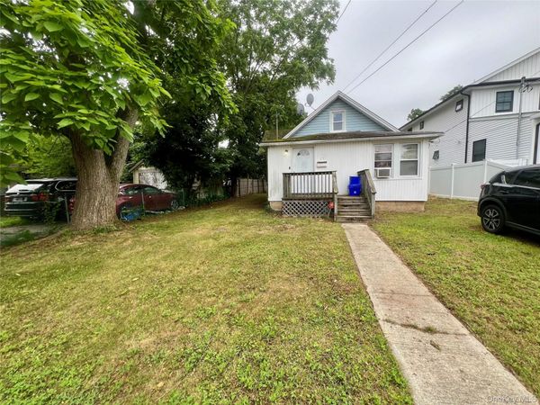 15 Westfield Avenue, Roosevelt, NY 11575