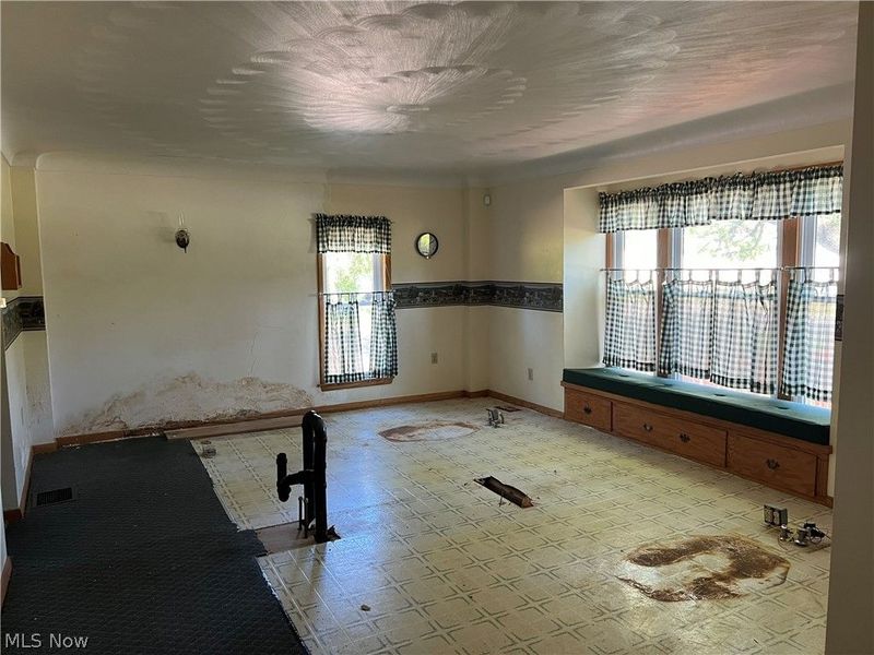 277 Gore Road, Conneaut, OH 44030 Photo 3