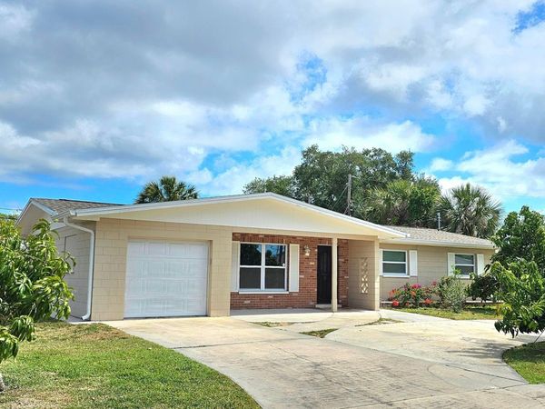 1380 Floral Lane , Merritt Island, FL 32952