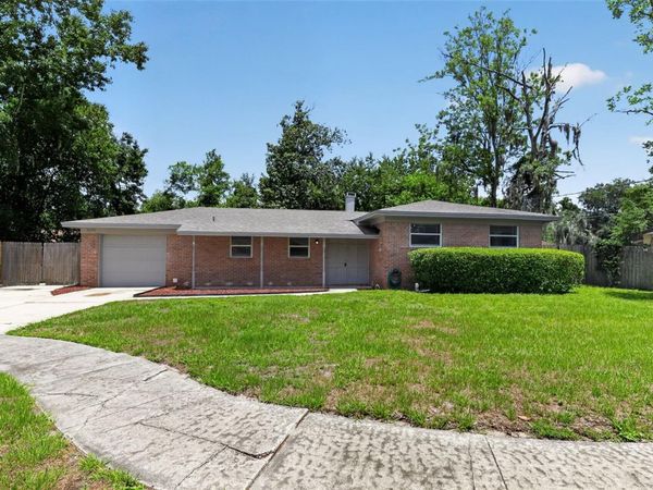 1543 REDBUD COURT , ORANGE PARK, FL 32073